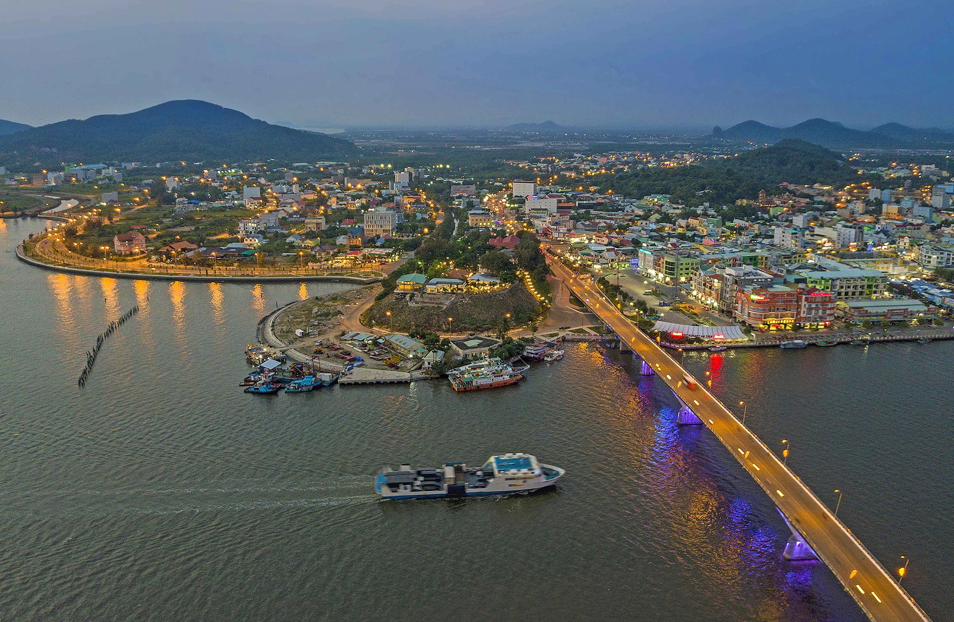 Du lịch Ha Tien